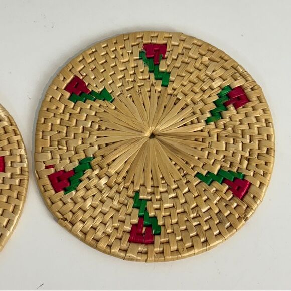 2 VTG Wicker Strawberry Trivets 7” - Picture 3 of 7
